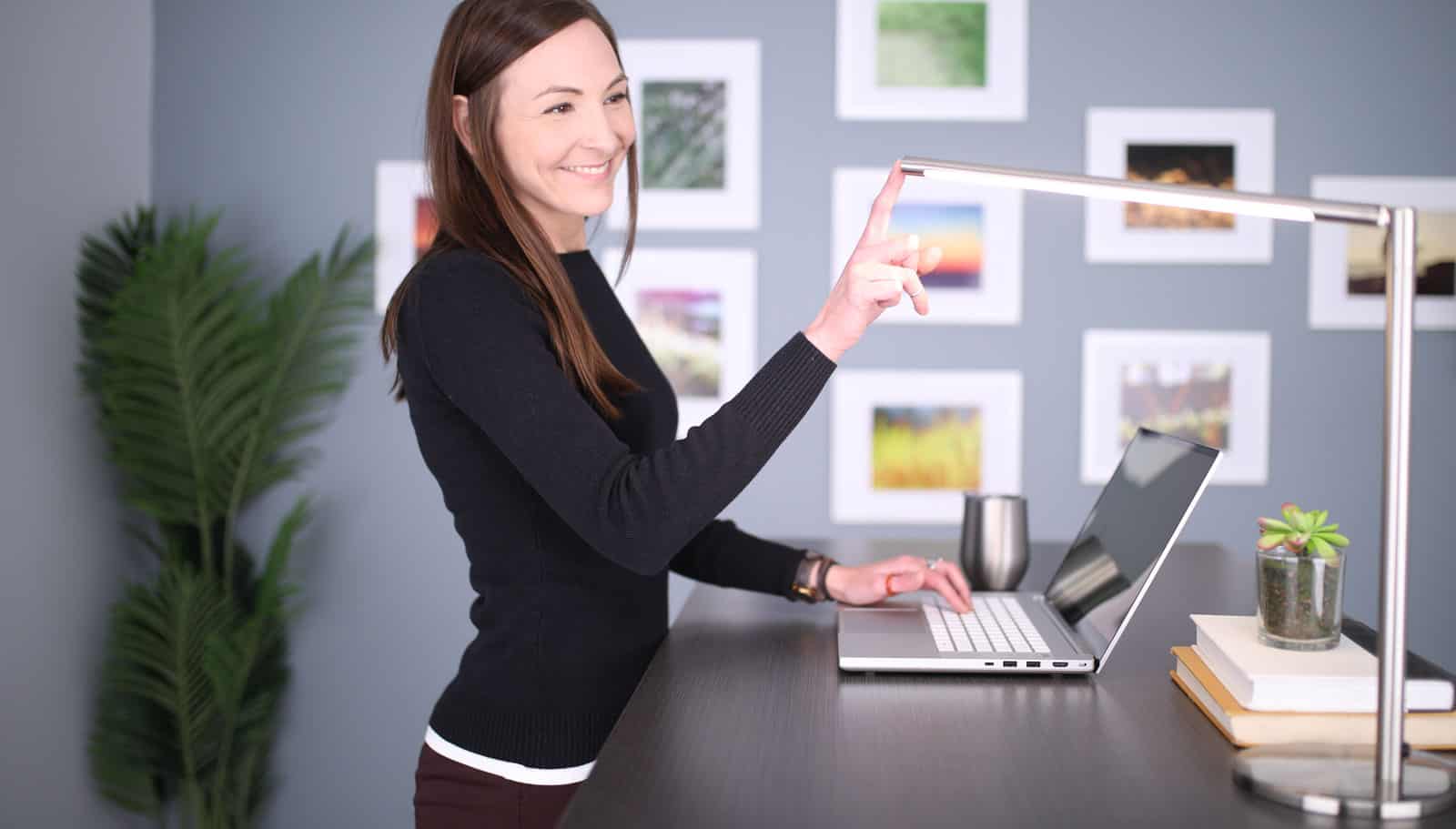 How Does A Electric Adjustable-height Standing Desk Help Me?