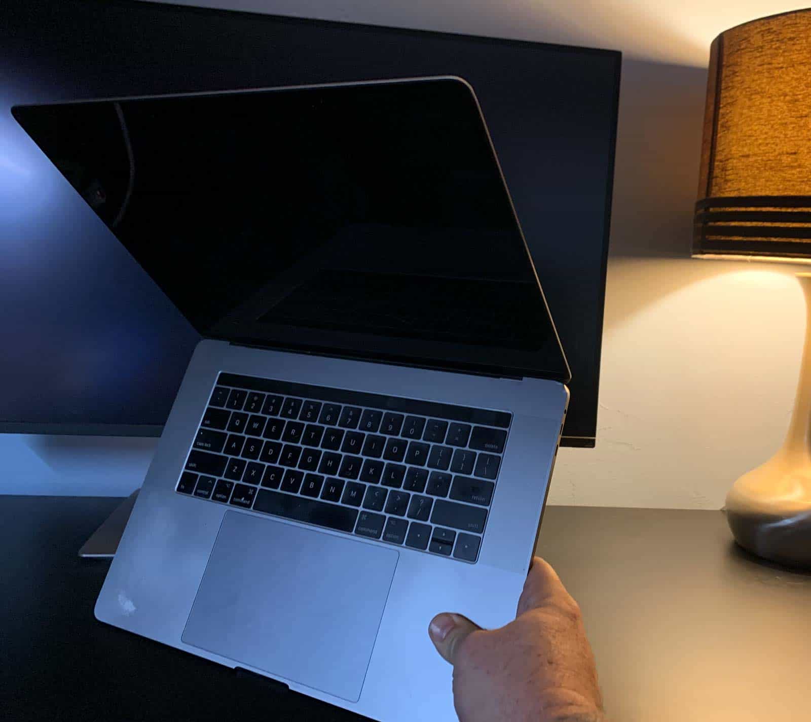 Spray down your Macbook keyboard with compressed air